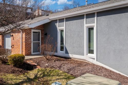 112 Queens Way, Canonsburg, PA 15317-2291