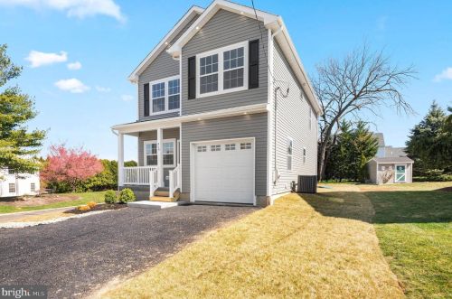 419 Grand Ave, Langhorne, PA 19047-3117