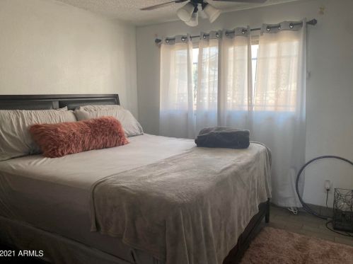 4631 Claremont St, Glendale AZ 85301-4804 exterior