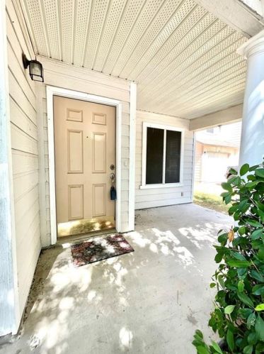 83 Jan Ln, Georgetown TX  78626-8107 exterior