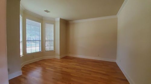 4264 Crestfield Dr, Richardson TX  75082-5300 exterior