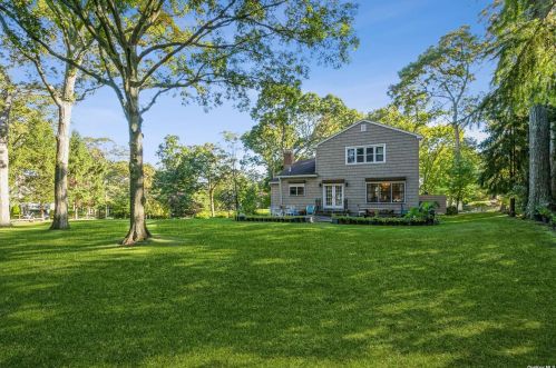 10 Woodfield Ave, Northport NY  11768-2439 exterior