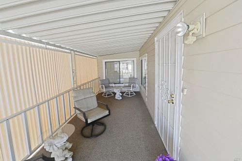 8028 Cliffrose St, Windsor CA  95492-9539 exterior