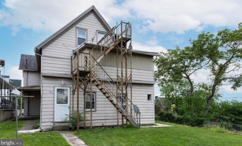 333 Spruce St, Harrisburg PA  17113-2419 exterior