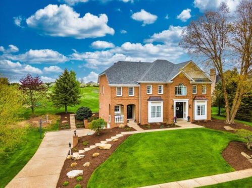 3004 Ridge Dr, Gibsonia, PA 15044-6128