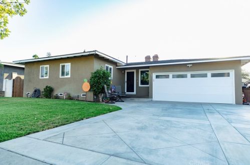 334 Lime St, Orange, CA 92868-2145