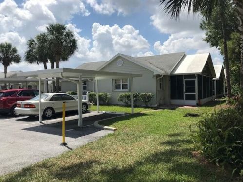 1214 Lombardy Dr, Fort Pierce, FL 34986-2185