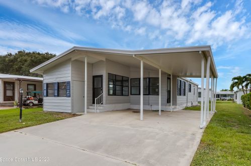 463 Marlin Cir, Sebastian, FL 32976-2401