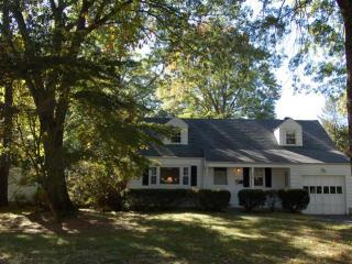44 Lawton Ave, Stamford, CT 06907-1917