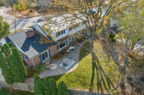 1110 Downing Dr, Waukesha WI  53186-6735 exterior