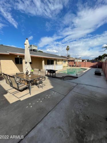 4819 Solano Dr, Glendale AZ  85303-4616 exterior
