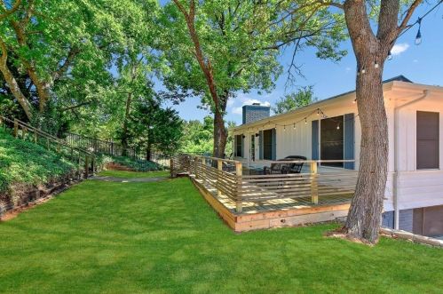 454 Bentwood Dr, Pottsboro, TX 75076-3132