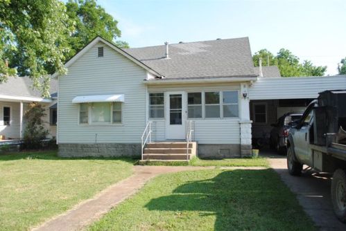 2309 Washington Ave, Parsons, KS 67357-2732