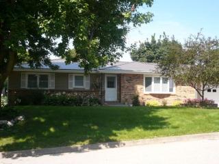 911 7th St, Richmond, IA 52247-9482