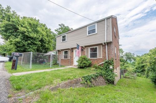 1805 Hethlon St, Pittsburgh, PA 15220-4606