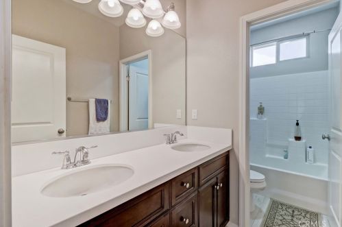 6248 Satterfield Way, Chino CA  91710-1328 exterior