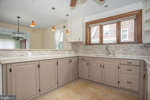 13 Beverly Pl, Wilmington DE  19809-2901 exterior