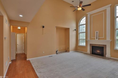 6608 Carmel Dr, Macungie PA  18062-8763 exterior