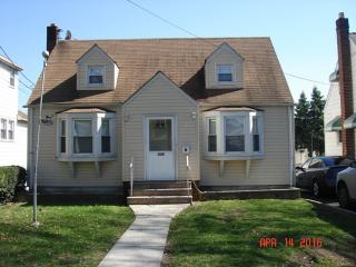 528 Tillman St, Industrial Hillside, NJ 07205-1719