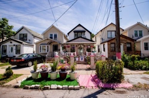116-33 127th St, Jamaica, NY 11420-2825