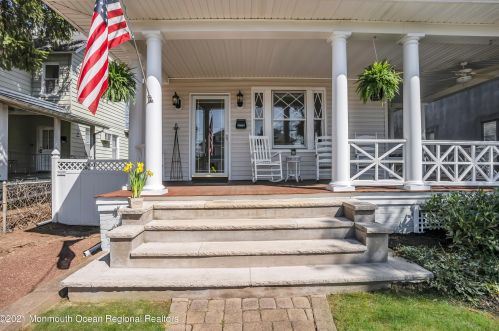 119 Pearl St, Tinton Falls NJ  07701-1522 exterior