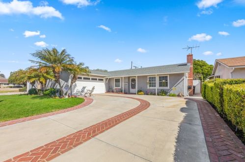 12082 Sapphire St, Garden Grove, CA 92845-1826