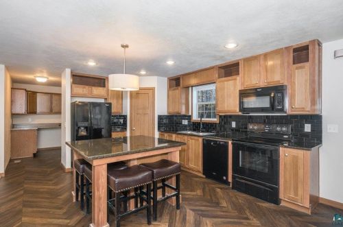 742 Hantz Rd, Scanlon, MN 55720-2621
