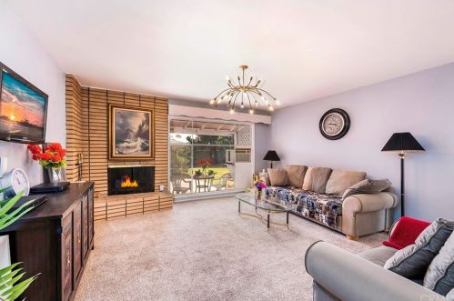 2632 Dashwood St, Lakewood, CA 90712-2113