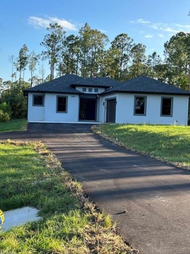 2420 52nd Ave, Naples, FL 34120-1797