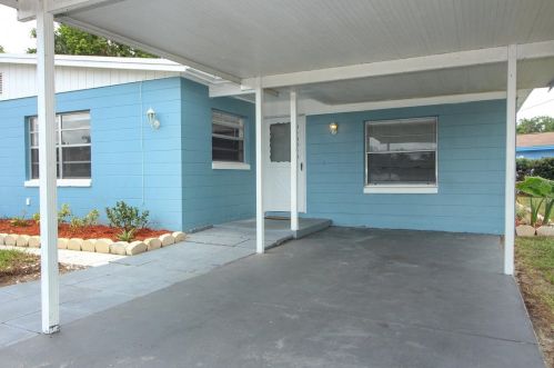 1226 Gay St, Apopka, FL 32703-6811