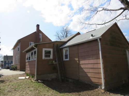 207 Main St, Colchester CT  06415-1441 exterior