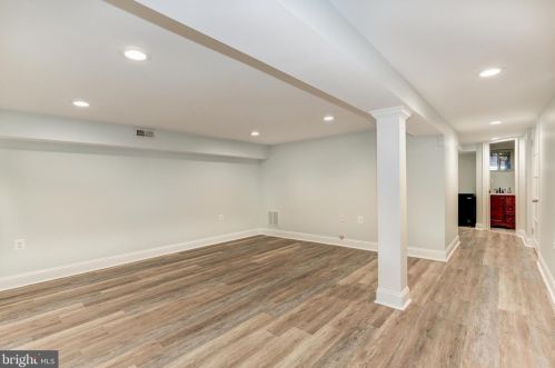 408 Emerson St, Washington DC 20011-6114 exterior