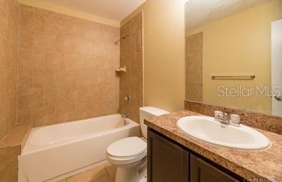1011 King St, Kissimmee, FL 34741-4920