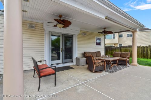 16 Galway Dr, Hazlet NJ  07730-1112 exterior