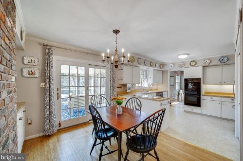 709 Malin Rd, Newtown Square PA  19073-2510 exterior