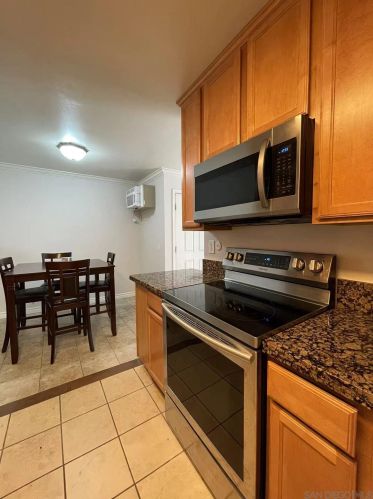13303 Rancho Penasquitos Blvd, San Diego, CA 92129-4068