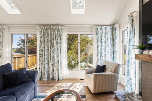 9 Noto Dr, North Providence RI  02904-2905 exterior