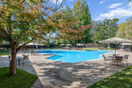 760 Cottage Dr, Fairfield CA  94558-1200 exterior