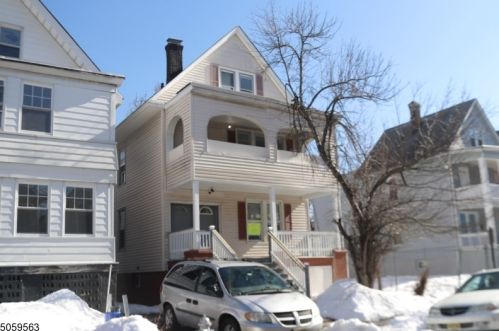 468 Norwood St, East Orange, NJ 07018-1036