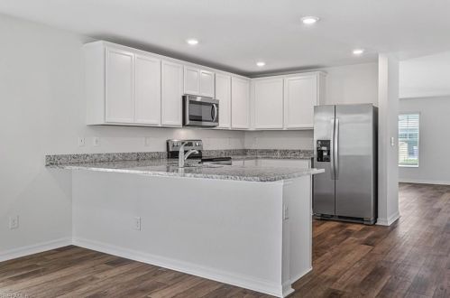 2911 5 Pl, Cape Coral FL  33904-3410 exterior