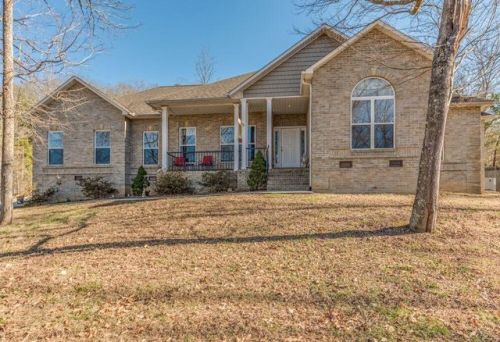 109 Mossey Creek Dr, Kingston, TN 37763-5247