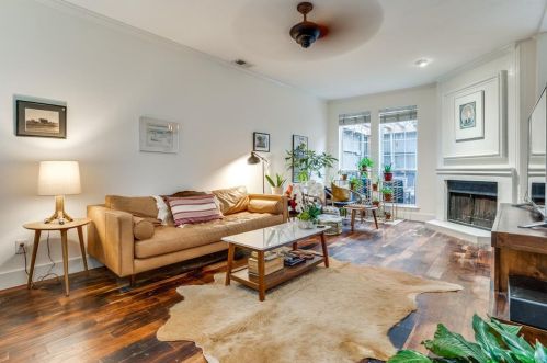4132 Cole Ave, Dallas, TX 75204-2074