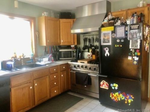 110 Haddam Colchester Tpke, Moodus, CT 06469-1203