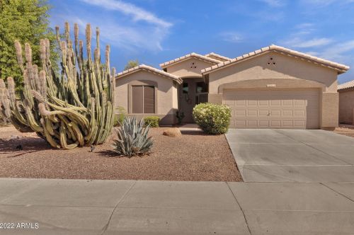 4462 Sycamore Dr, Gilbert, AZ 85298-8301