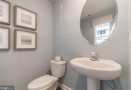 179 Winifred Dr, Hanover PA  17331 exterior