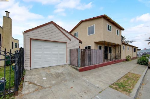 1136 92 Ave, Oakland CA 94603-1358 exterior