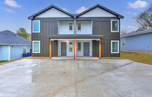 227 Bond St, Denison TX  75021-2527 exterior