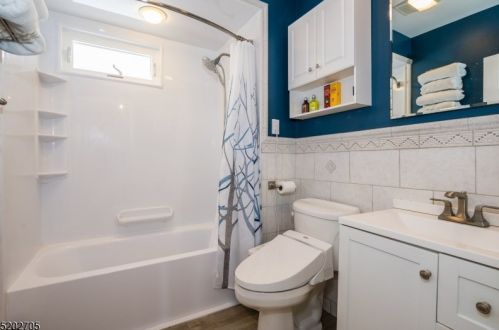 80 Morningside Rd, Verona NJ  07044-1027 exterior