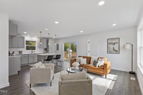 1412 Ashe St, Burlington NC  27217-2810 exterior