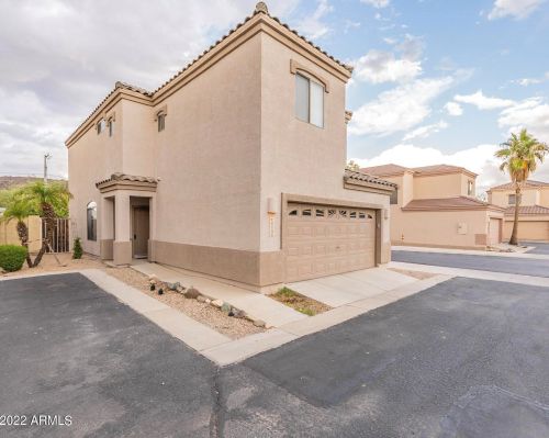 22246 29th Dr, Phoenix, AZ 85027-1759